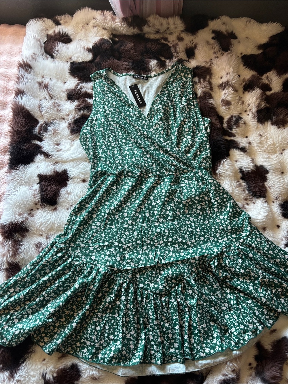 Fensace brand green & white floral print mid length dress